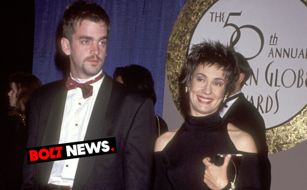 Will Theron Roth's Parents