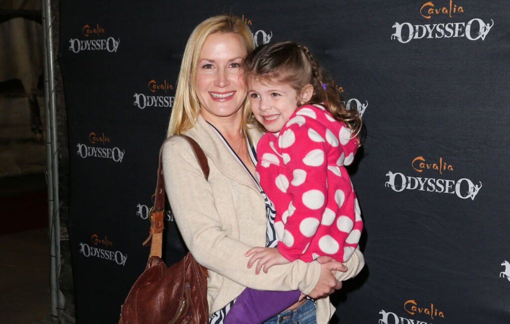 Isabel Ruby Lieberstein with her mother